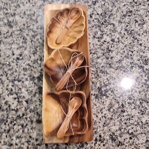 Wooden Leaf-Shaped Serving Bowls with Spoons
